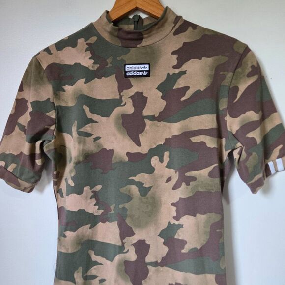 EUC ADIDAS MOCK NECK CAMO BODYCON T SHIRT DRESS SIZE M - Picture 5 of 15